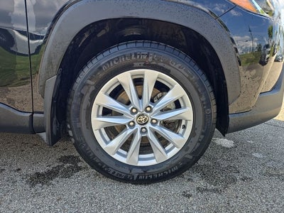 2024 Toyota Corolla Cross LE AWD