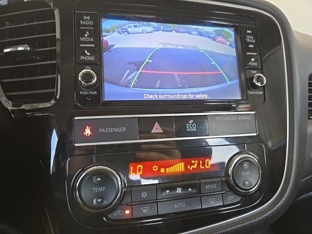 2019 Mitsubishi Outlander ES