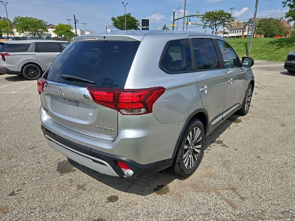 2019 Mitsubishi Outlander ES