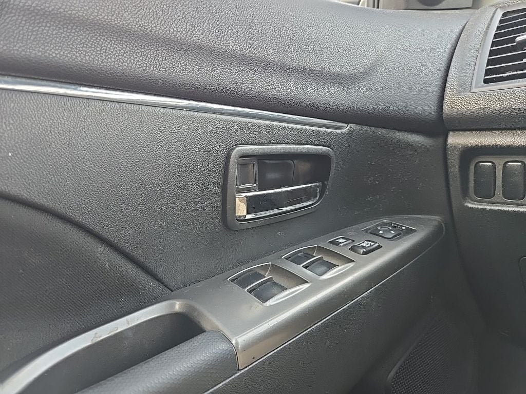 2018 Mitsubishi Outlander Sport 2.0 ES 4WD