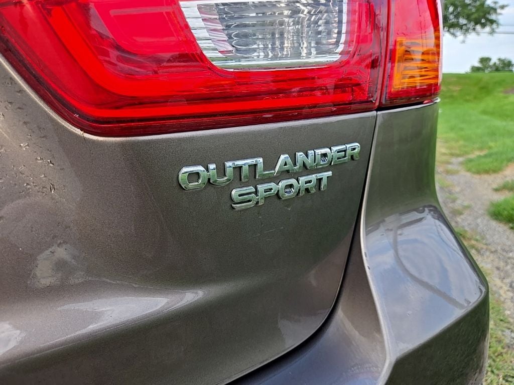2018 Mitsubishi Outlander Sport 2.0 ES 4WD