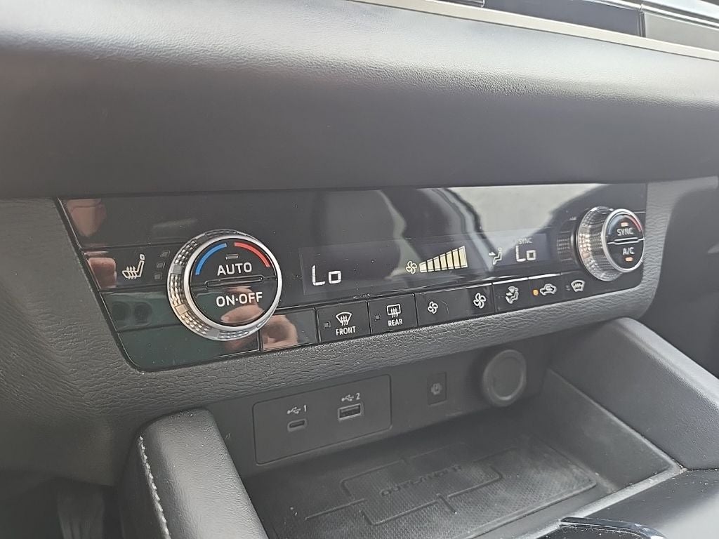 2024 Mitsubishi Outlander SE 4WD