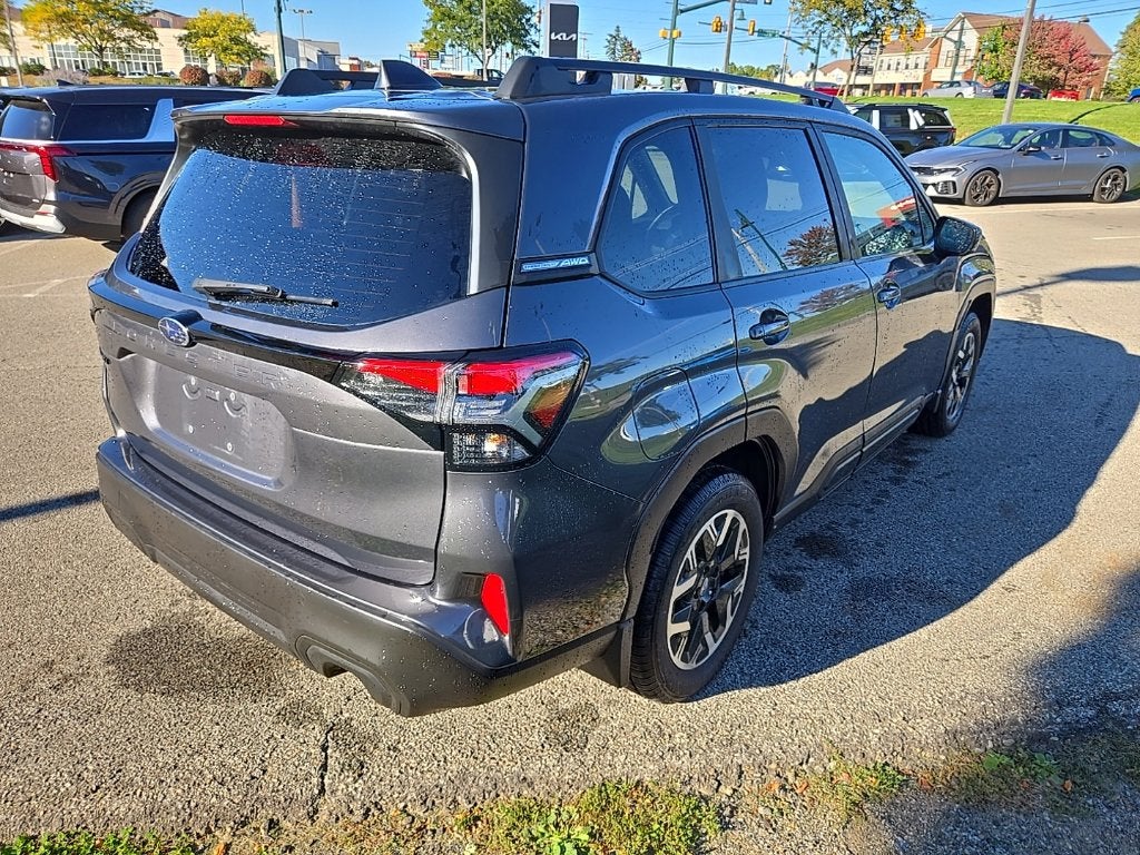 2025 Subaru Forester Premium Premium