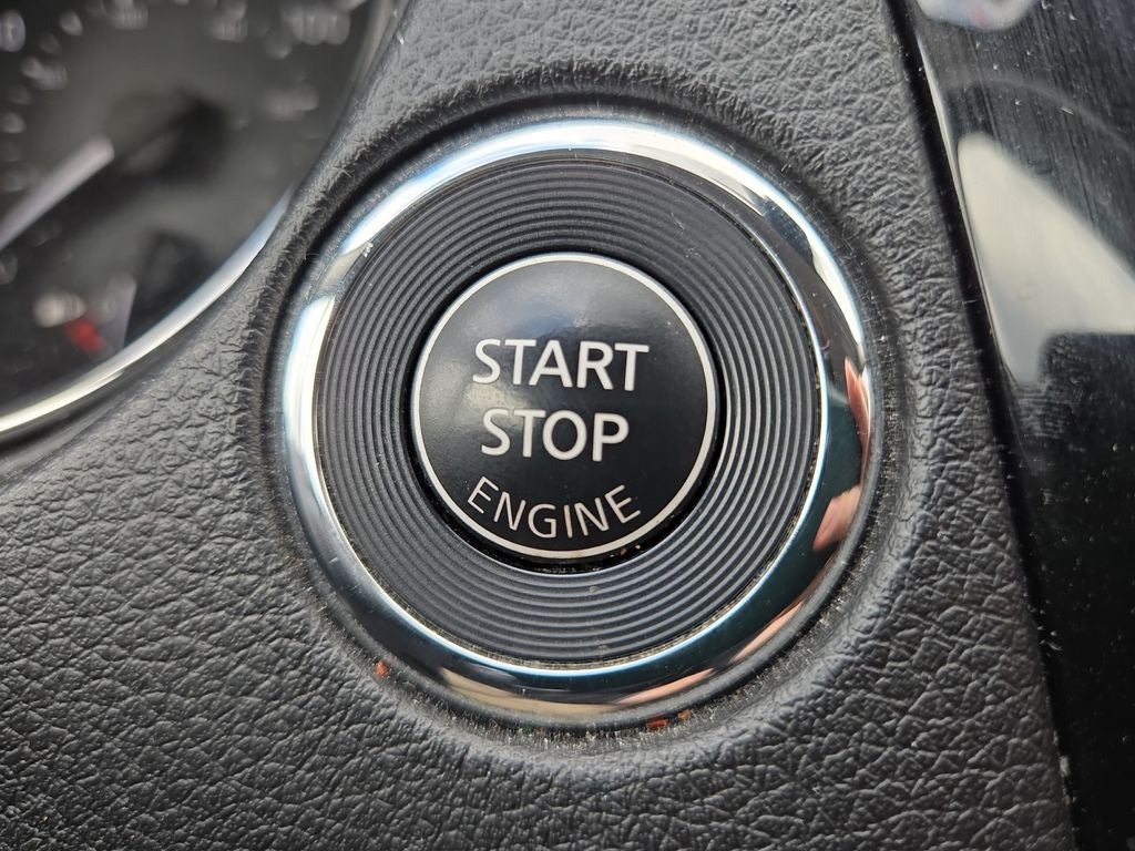 2022 Nissan Rogue Sport SL AWD