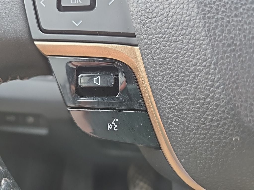 2024 Toyota Crown XLE AWD