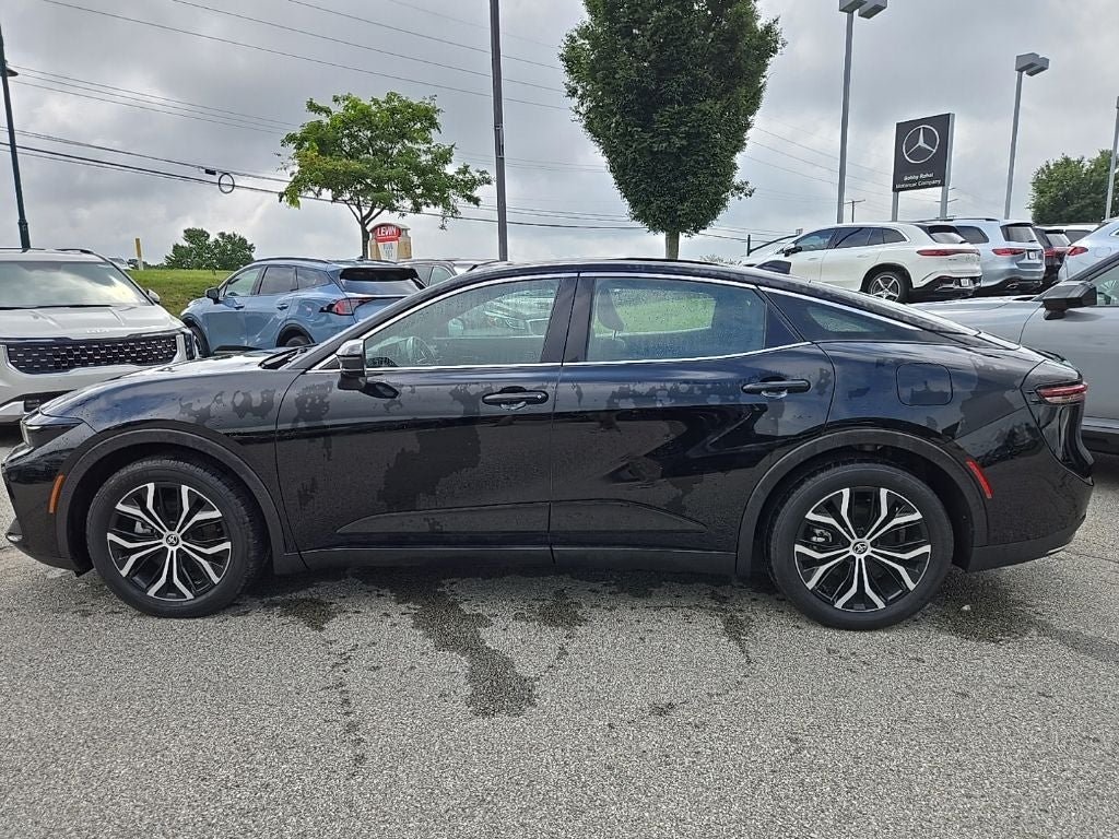 2024 Toyota Crown XLE AWD