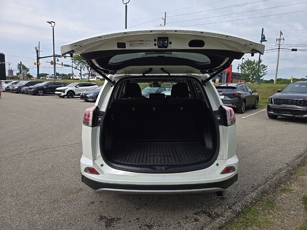 2018 Toyota RAV4 Hybrid Limited AWD