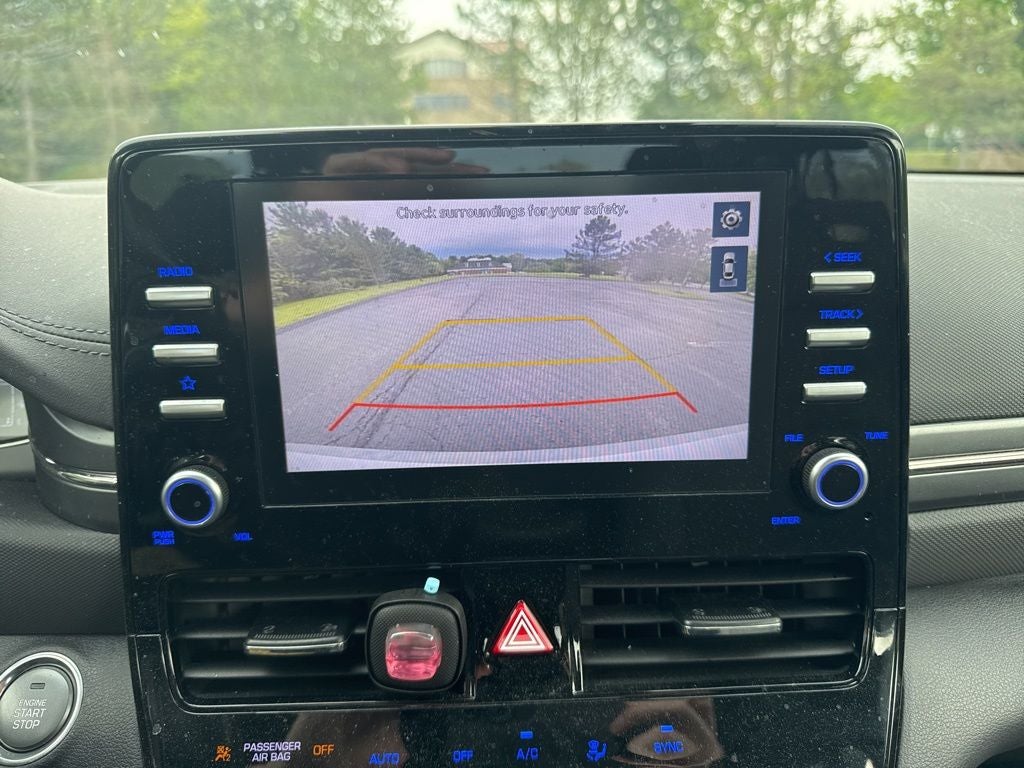 2022 Hyundai Ioniq Hybrid SE