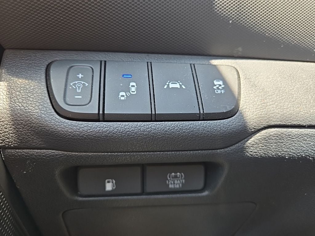 2022 Hyundai Ioniq Hybrid SE