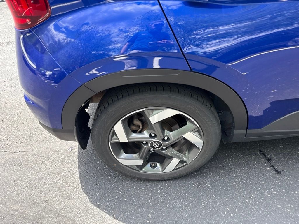 2023 Hyundai Venue SEL