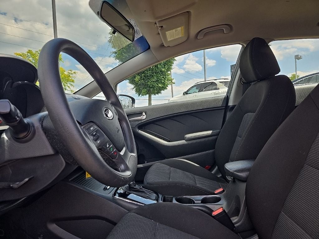 2017 Kia Forte5 LX