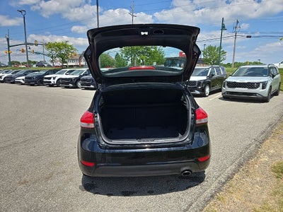2017 Kia Forte5 LX