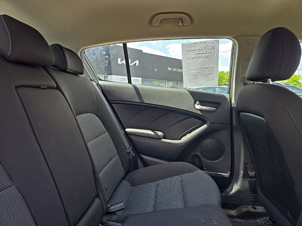 2017 Kia Forte5 LX
