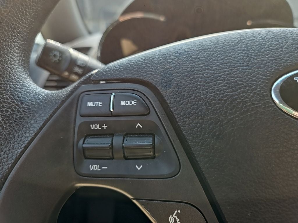 2016 Kia Forte5 LX