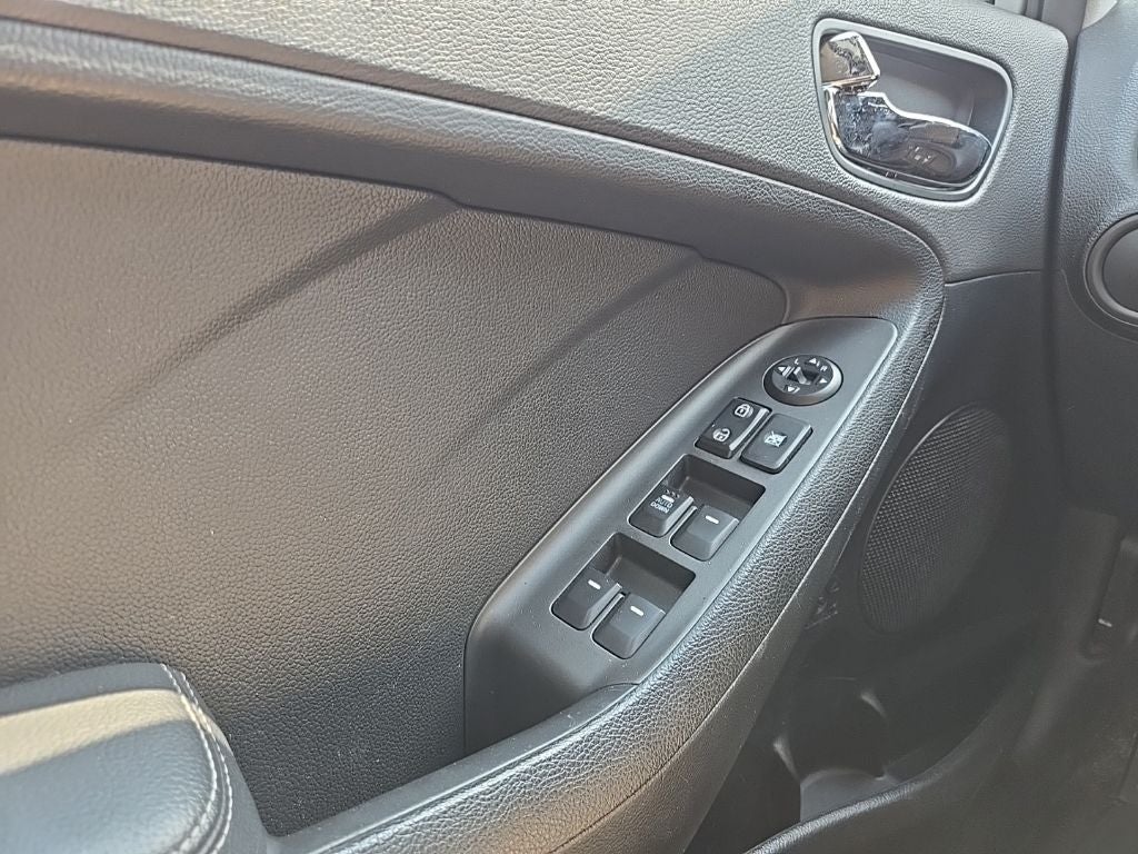 2016 Kia Forte5 LX