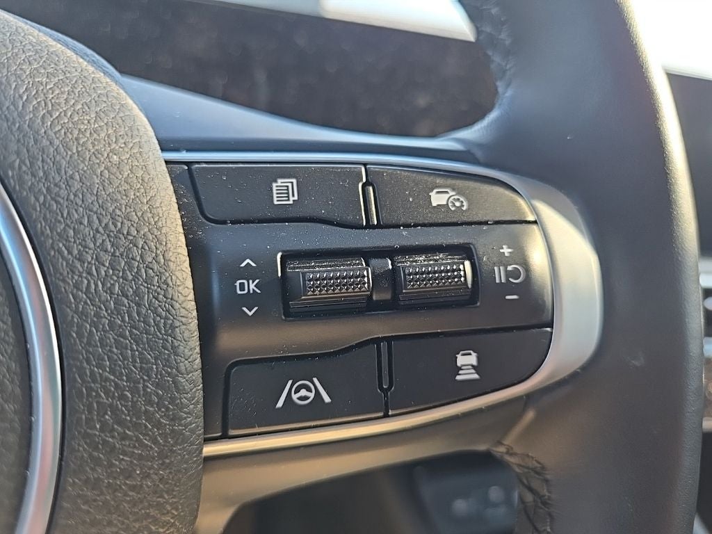2025 Kia K5 EX