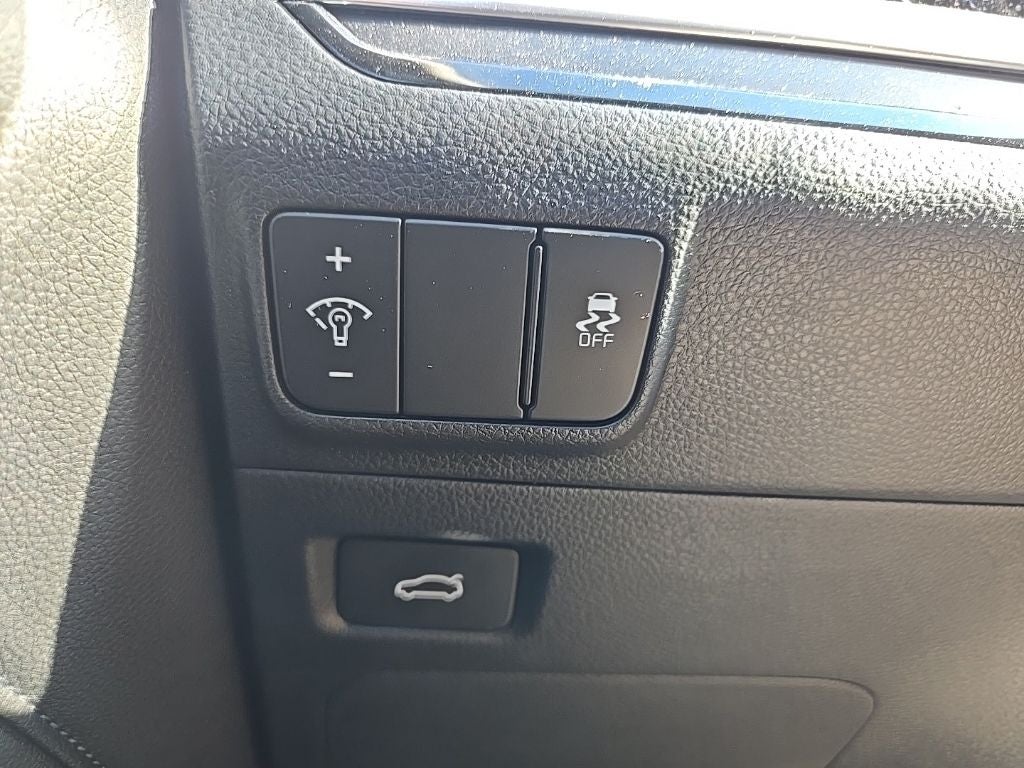 2025 Kia K5 EX