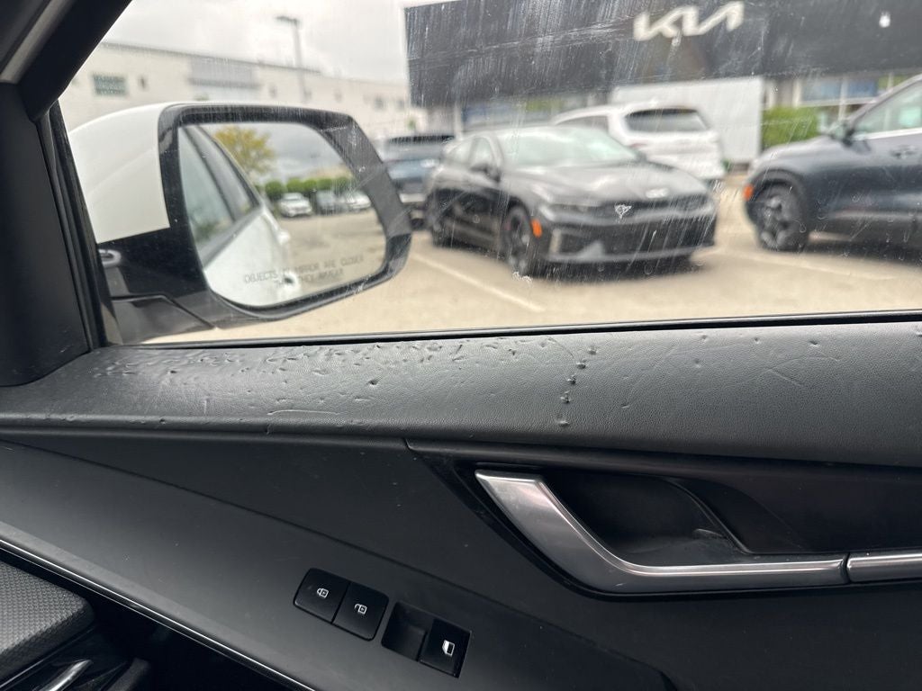 2023 Kia Niro EX Touring