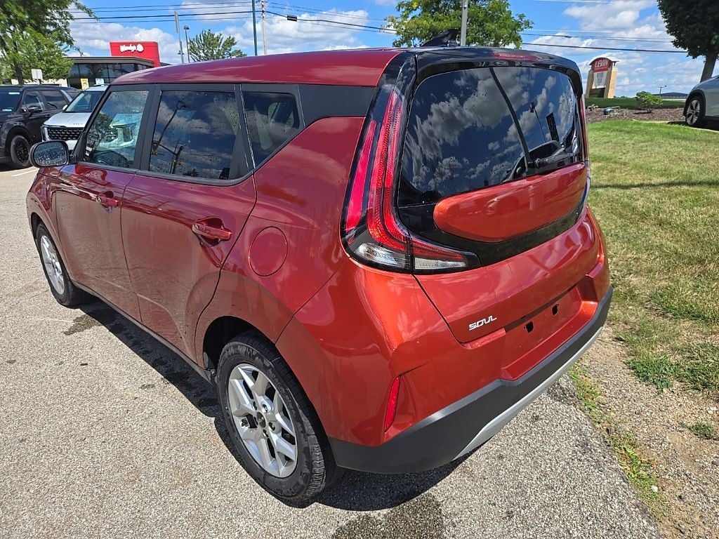 2024 Kia Soul LX