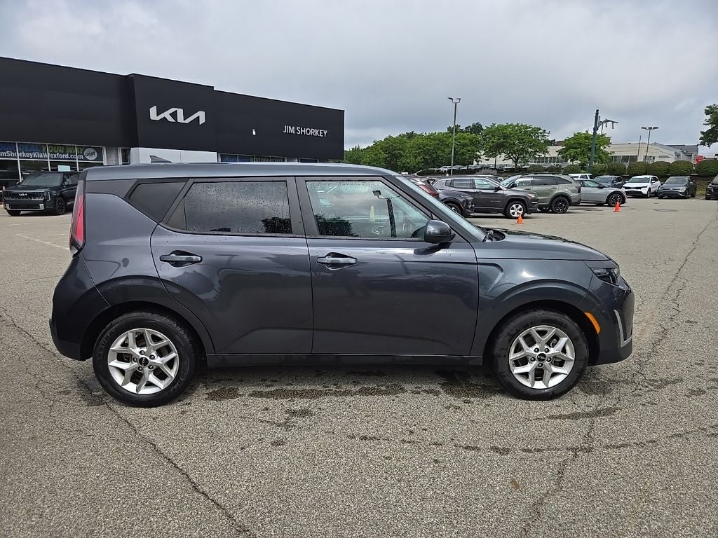2024 Kia Soul LX