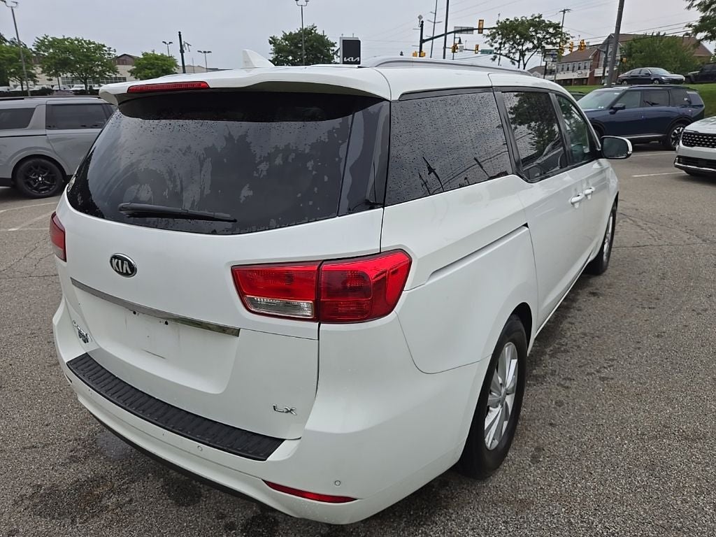 2017 Kia Sedona LX