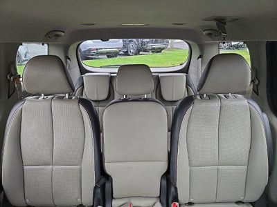 2017 Kia Sedona LX