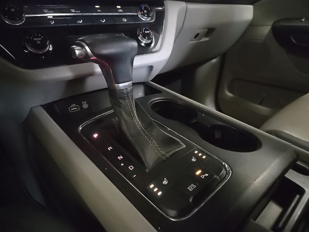 2017 Kia Sedona LX
