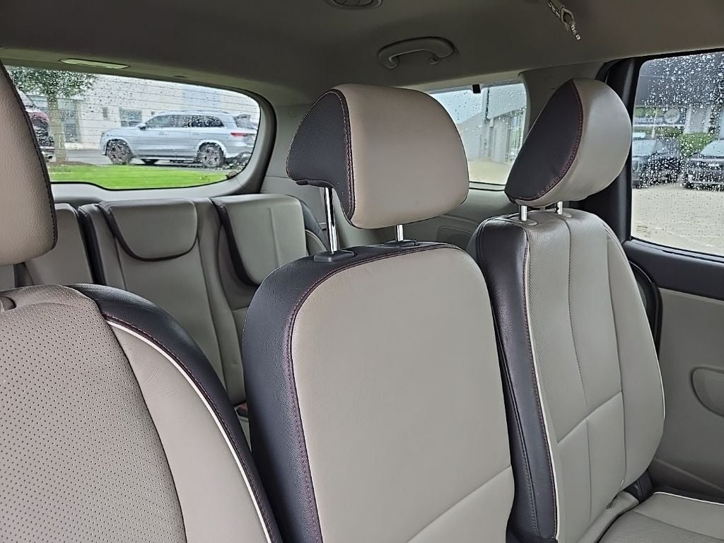 2017 Kia Sedona LX