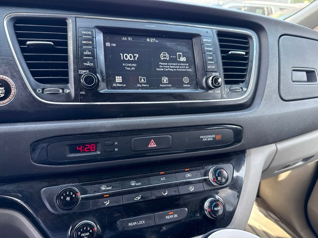 2017 Kia Sedona LX