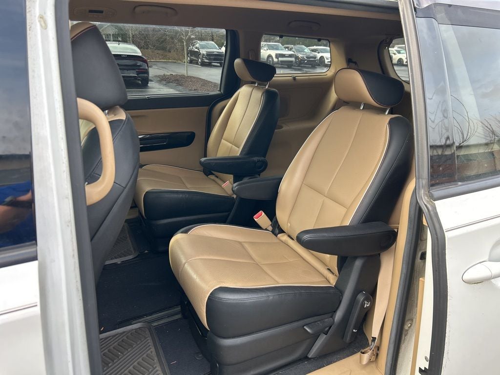 2016 Kia Sedona SX