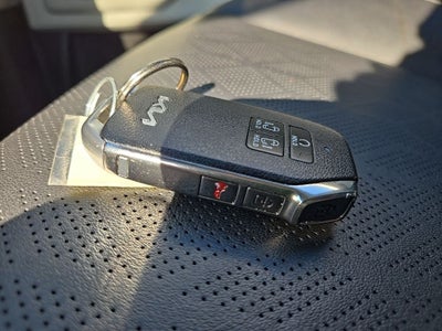 2023 Kia Carnival LX Seat Package