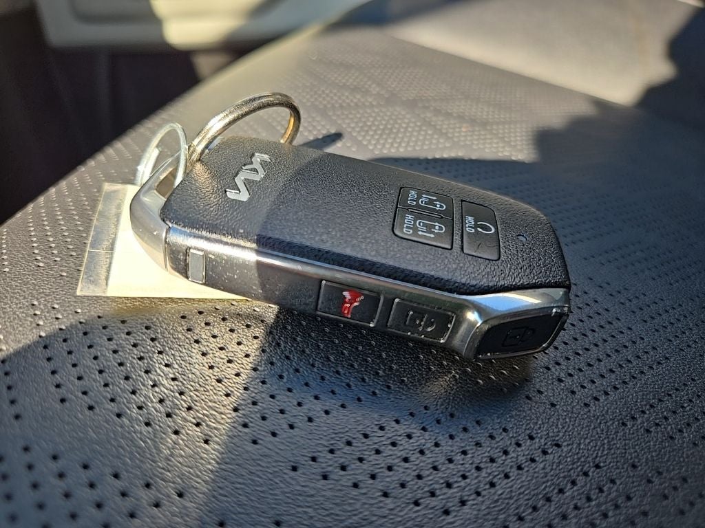 2023 Kia Carnival LX Seat Package