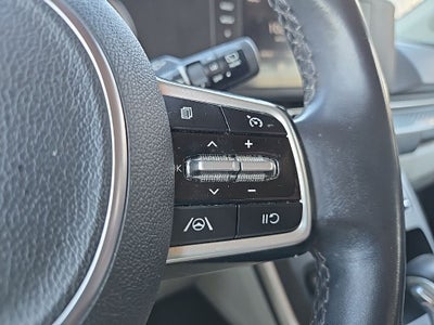 2023 Kia Carnival LX Seat Package