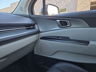 2023 Kia Carnival LX Seat Package