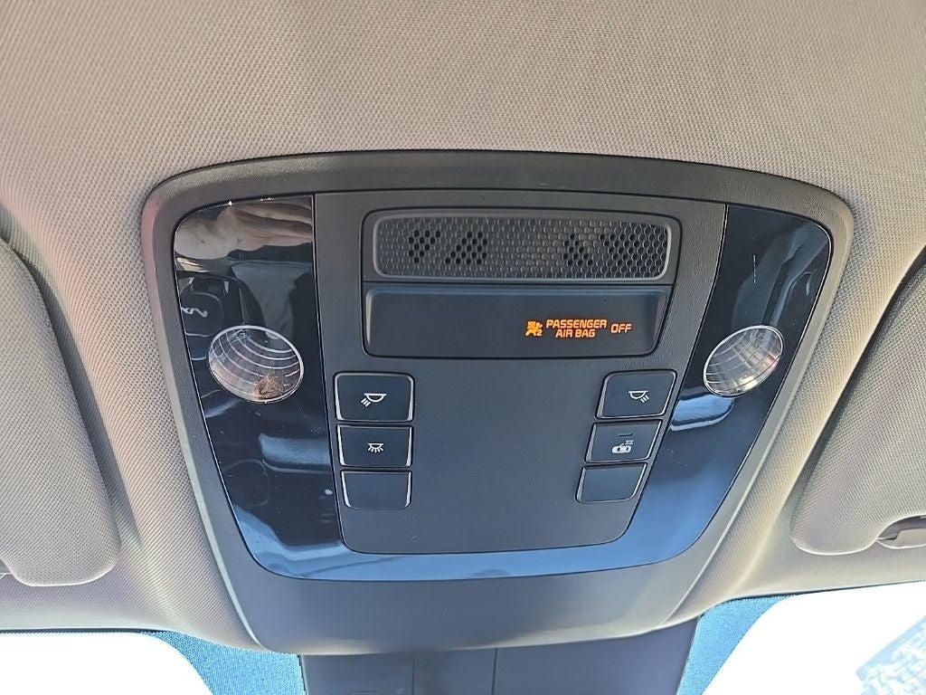 2023 Kia Carnival LX Seat Package