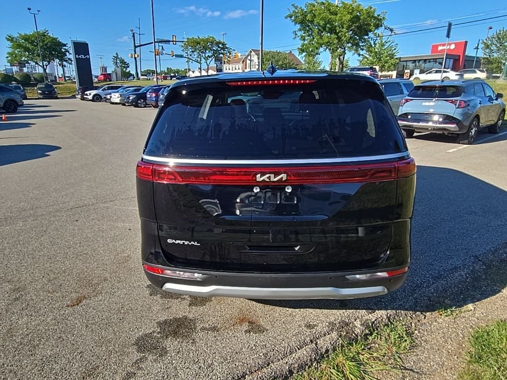 2023 Kia Carnival LX Seat Package