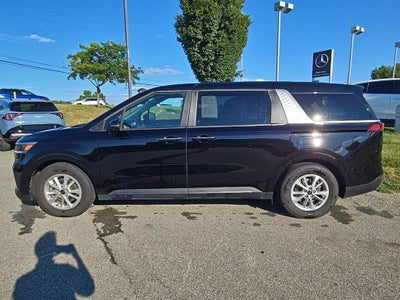 2023 Kia Carnival LX Seat Package