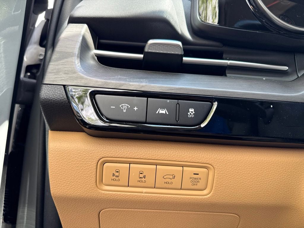 2024 Kia Carnival EX
