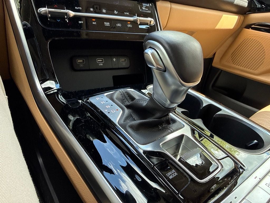 2024 Kia Carnival EX