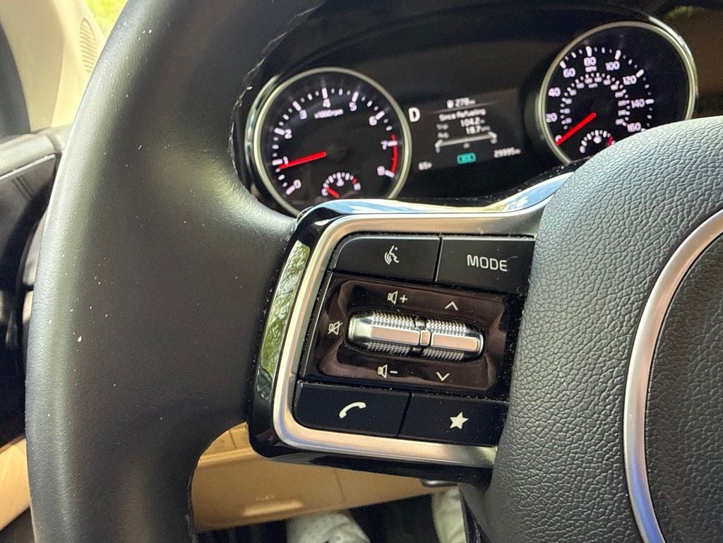 2024 Kia Carnival EX