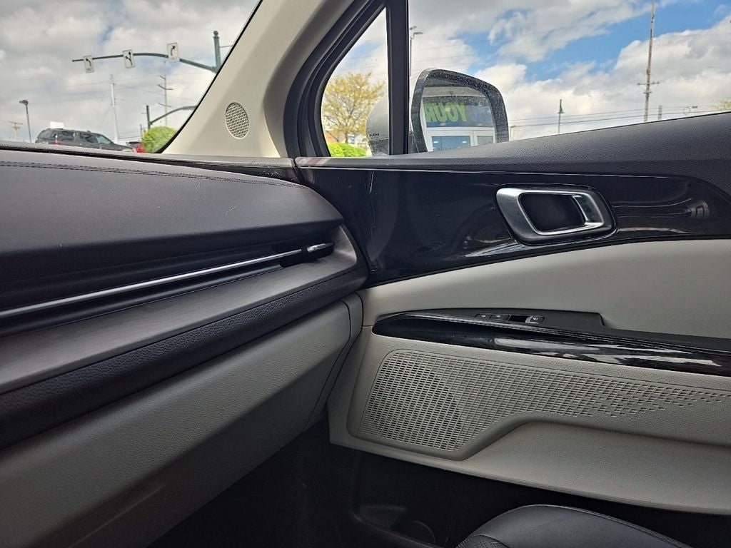 2024 Kia Carnival EX