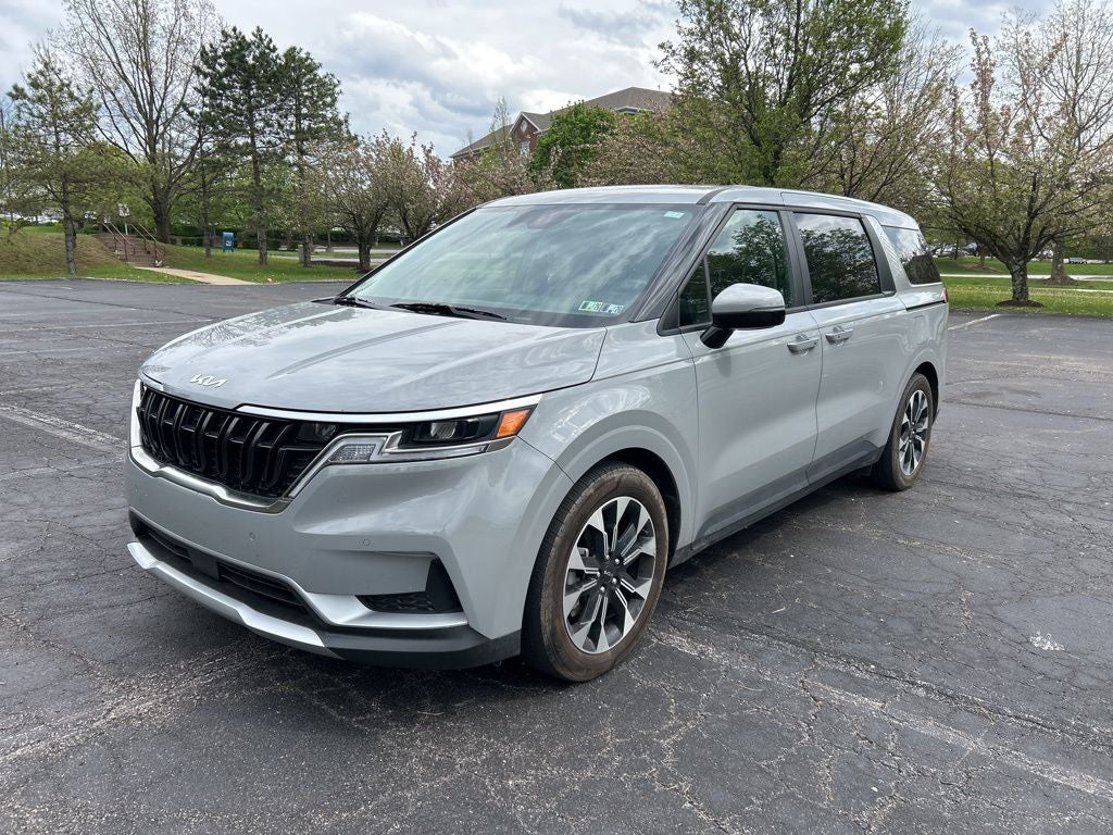 2024 Kia Carnival EX