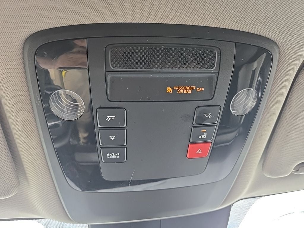 2024 Kia Carnival EX