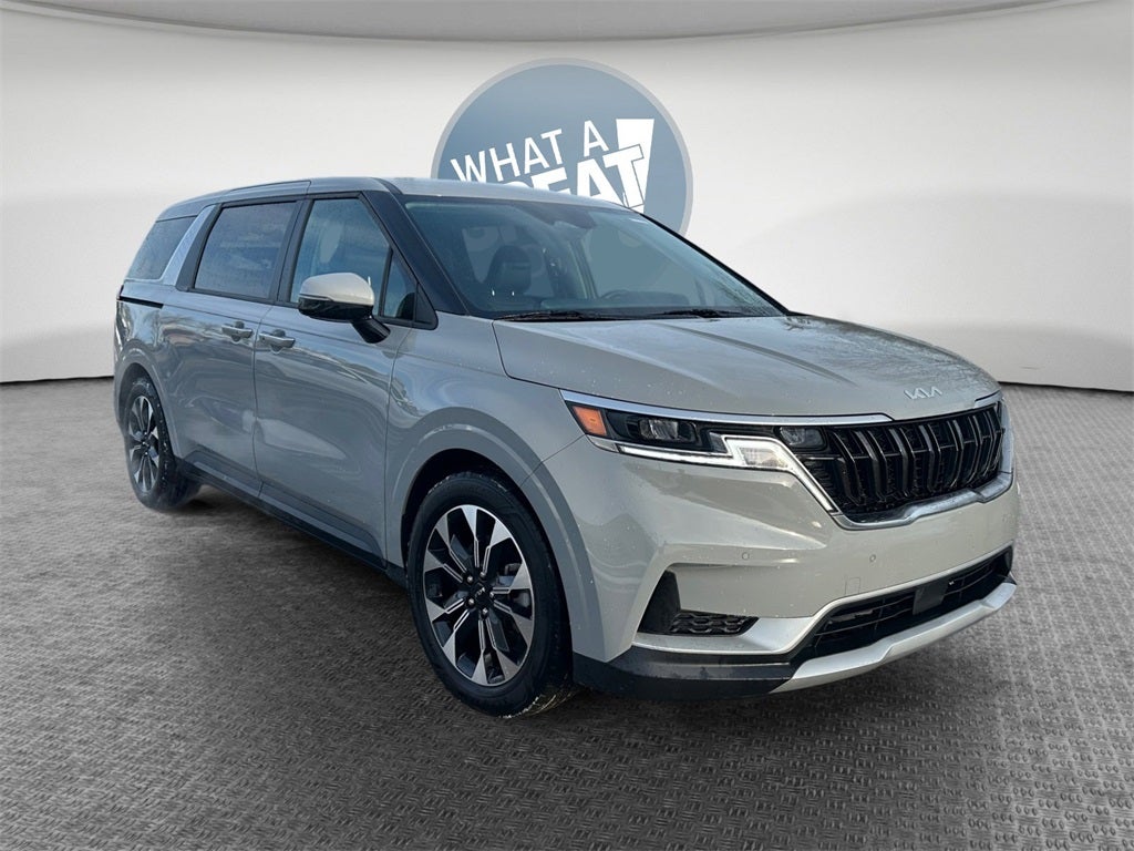2023 Kia Carnival EX
