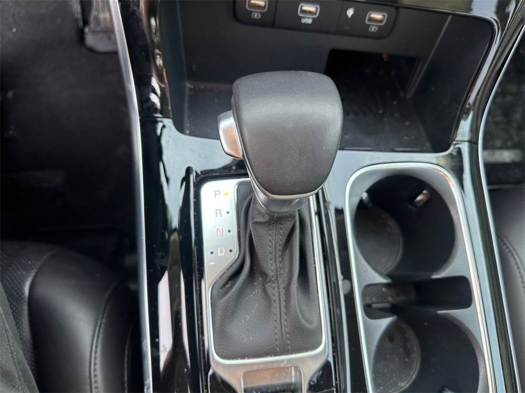 2023 Kia Carnival EX