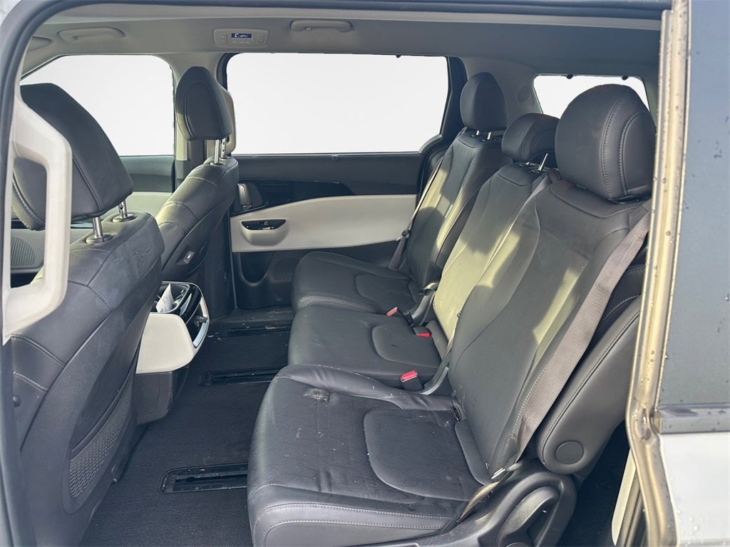 2023 Kia Carnival EX