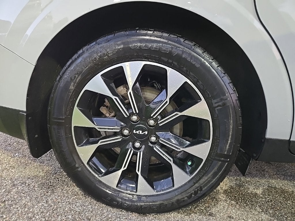 2024 Kia Carnival EX