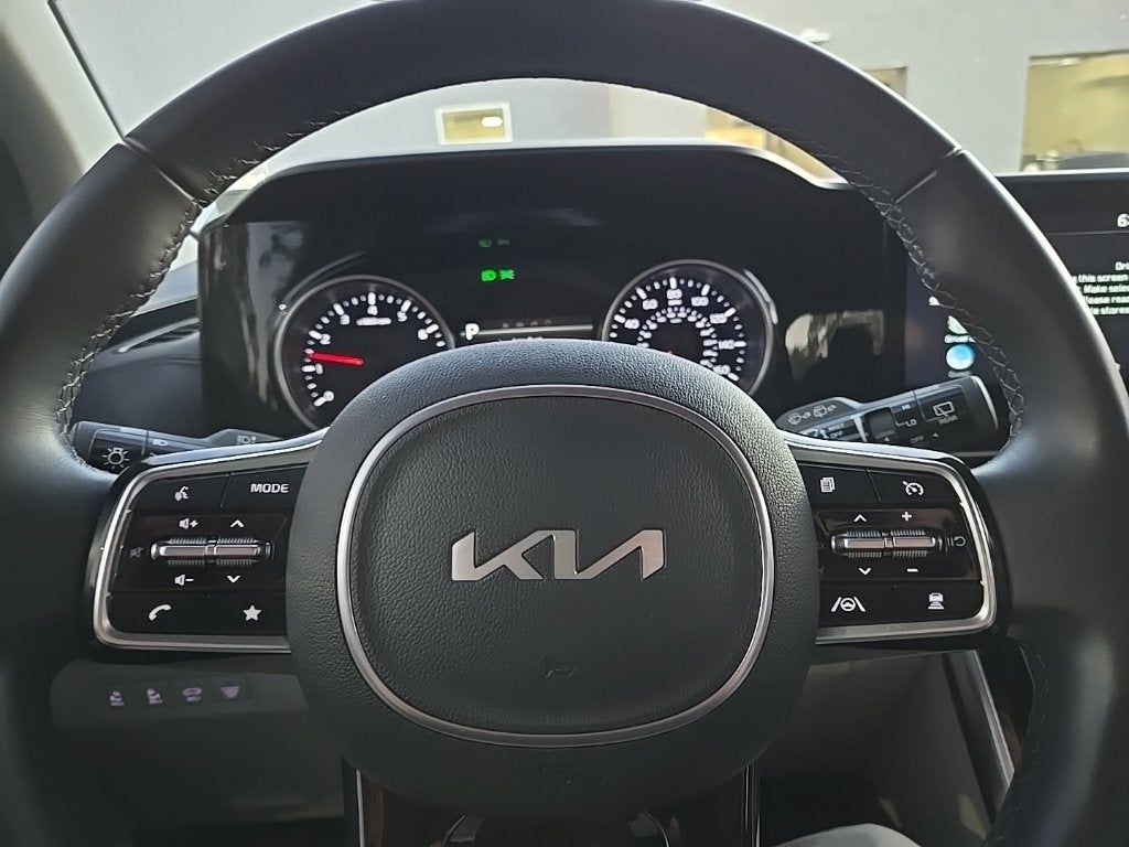 2024 Kia Carnival EX