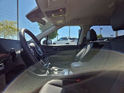 2025 Kia Carnival EX
