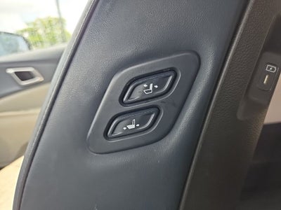 2025 Kia Carnival EX